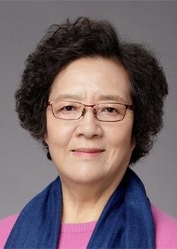 京城学校范桂英图片