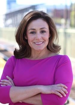 深大留服橘郡美高Dr. Alexandria