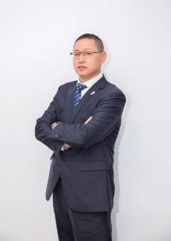 北外附属龙游湖外国语学校蔡新春