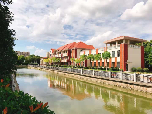 上海天华英澳美学校